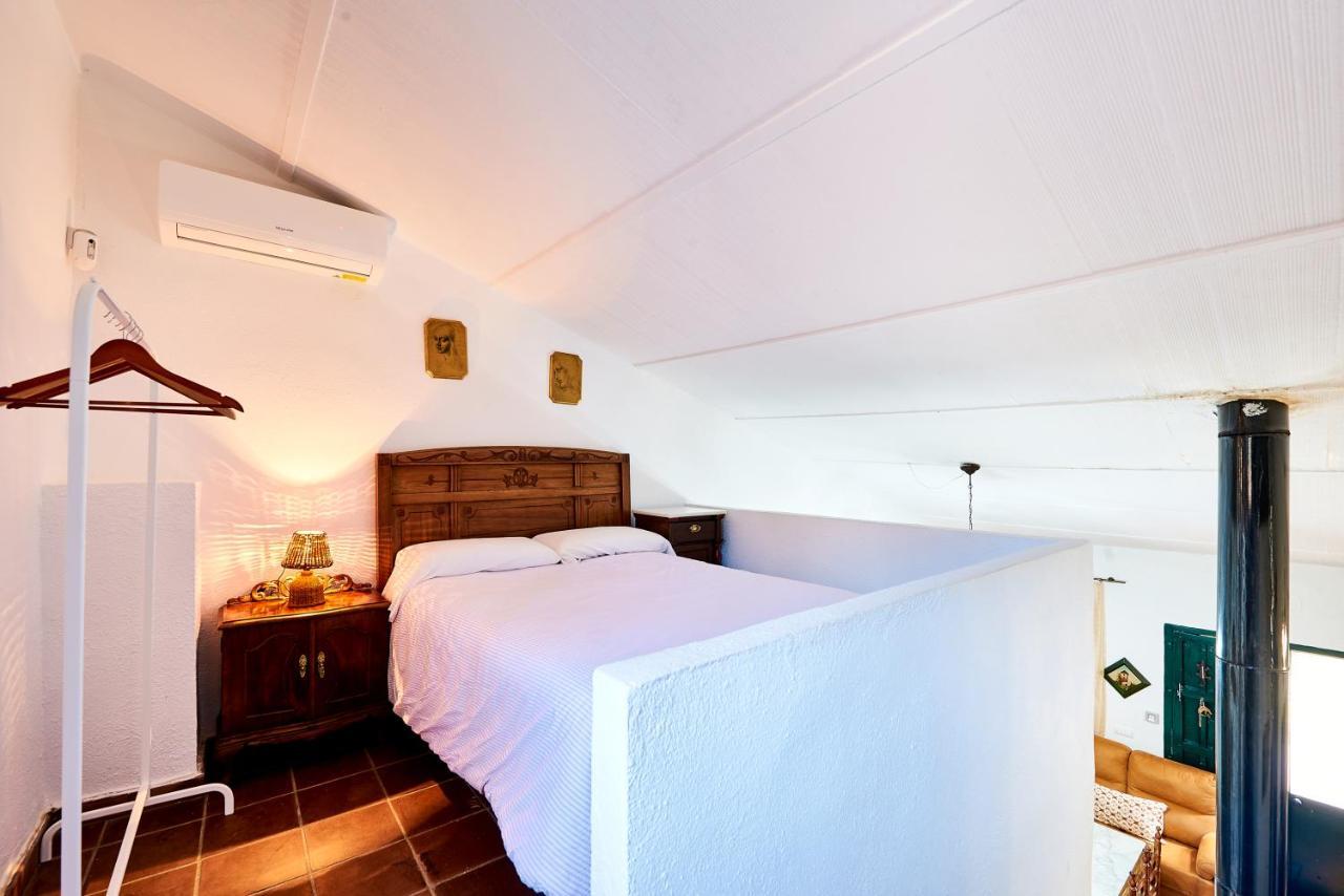 Guadalcanal Vivienda Turistica La Huertaヴィラ エクステリア 写真